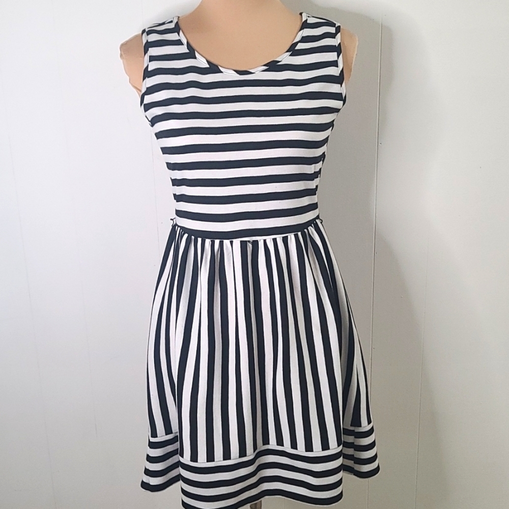Striped Dress Size M